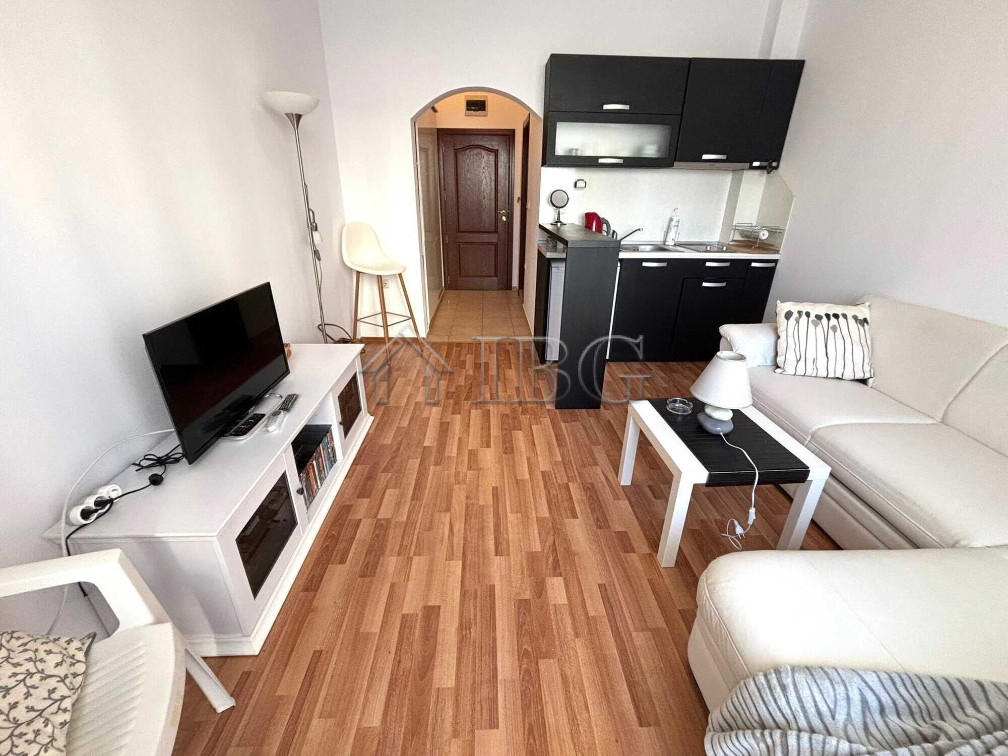 Cozy furnished studio apartment with balcony in Diamant Residence, Sunny Beach, ideal for holiday or.