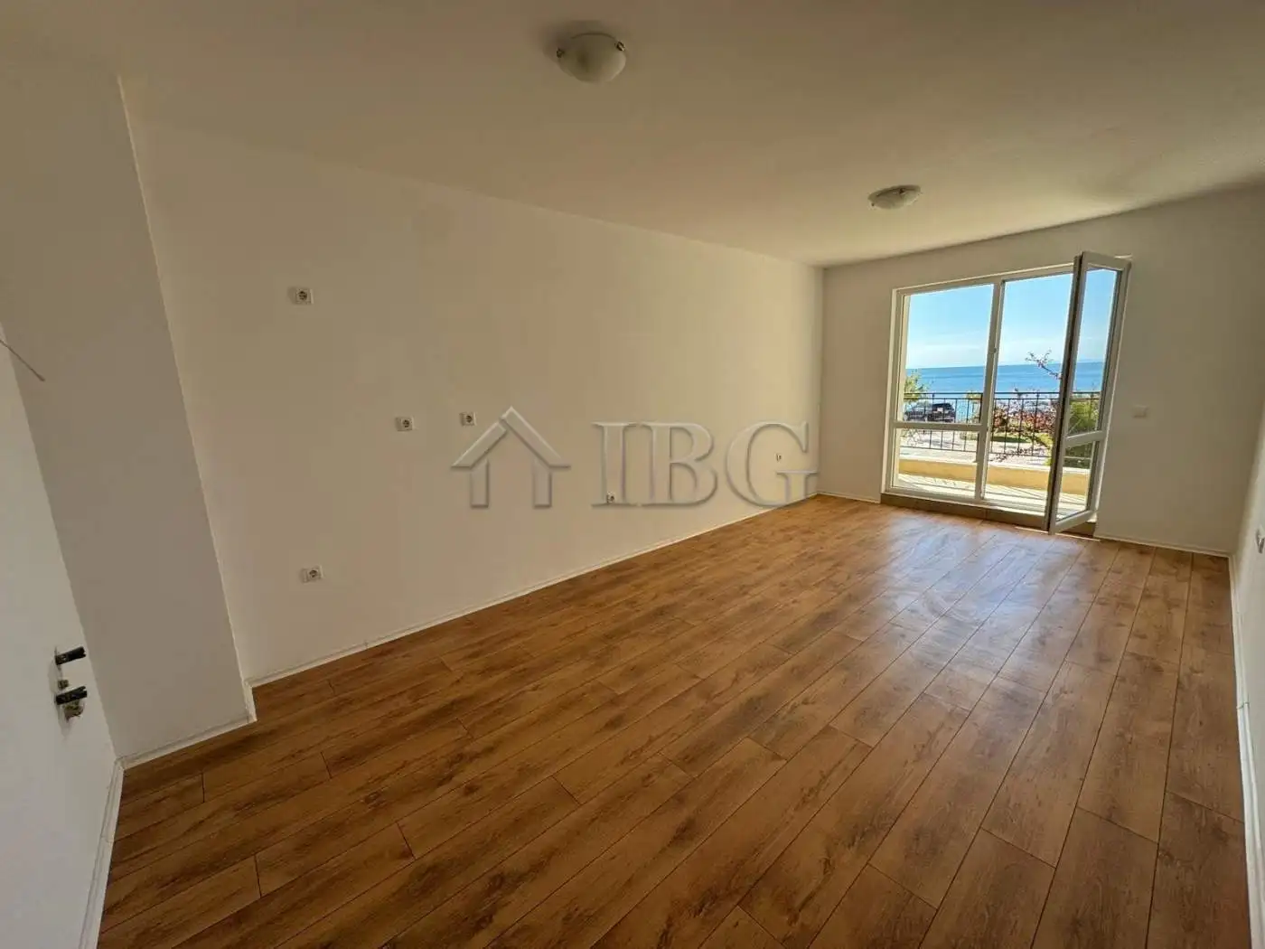 Furnished studio with balcony in Diamant Residence, Sunny Beach, Bulgaria, featuring modern decor an.