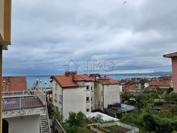 Large 4-storey house overlooking the sea in Sveti Vlas, Bulgaria.