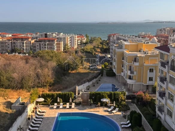 Sea and mountain view apartment in Sveti Vlas, Bulgaria.