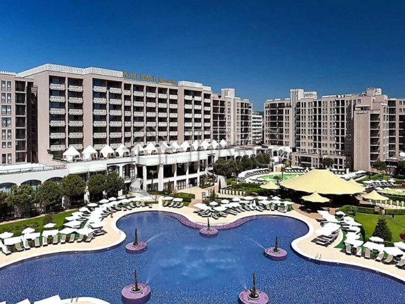 Modern one-bedroom apartment at Barcelo Royal Beach Sunny Beach with pool view.