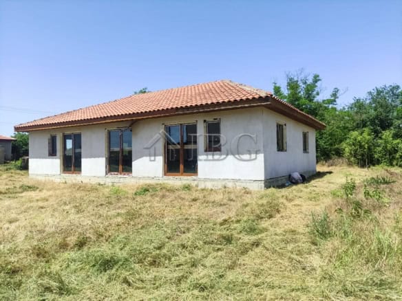 Modern new build house with spacious interior near Balchik, ready for finishing and personal customi.