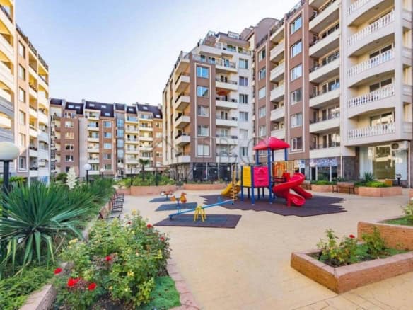 Office for Sale in Burgas, 75 sq.m., close to Sea Garden with modern amenities and convenient locati.