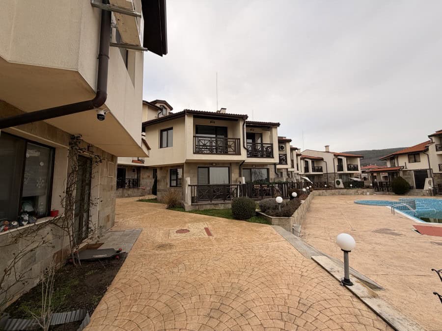Modern 1 BED Apartment in Sunny Beach Bright 1-bedroom apartment with two large terraces in Imperial Heights, outskirts of Sunny Beach.
