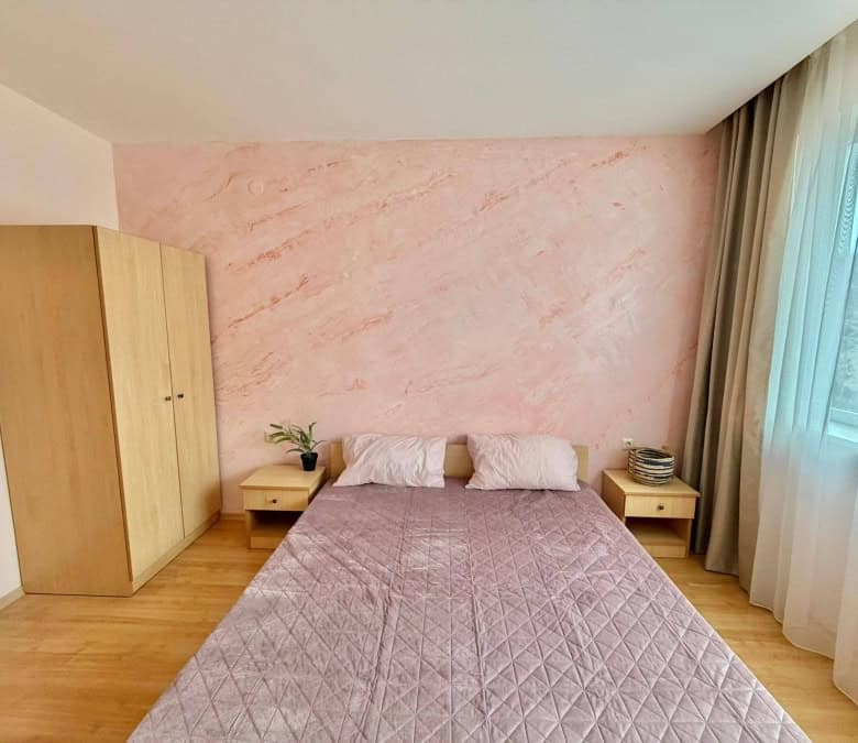 Bright 2-bedroom apartment near the sea in Sveti Vlas with scenic mountain views. Fully furnished wi.