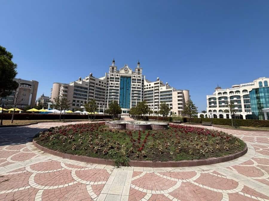 Beachfront 1 BED Apartment in Sunset Resort, Pomorie.