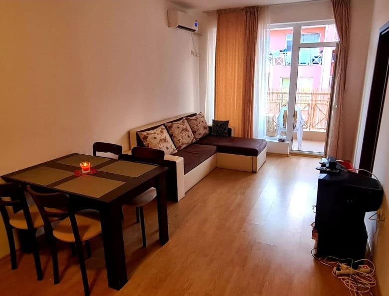 Furnished 1-bedroom apartment with living area and balcony in Sunny Beach, 49 sq.m., perfect for hol.