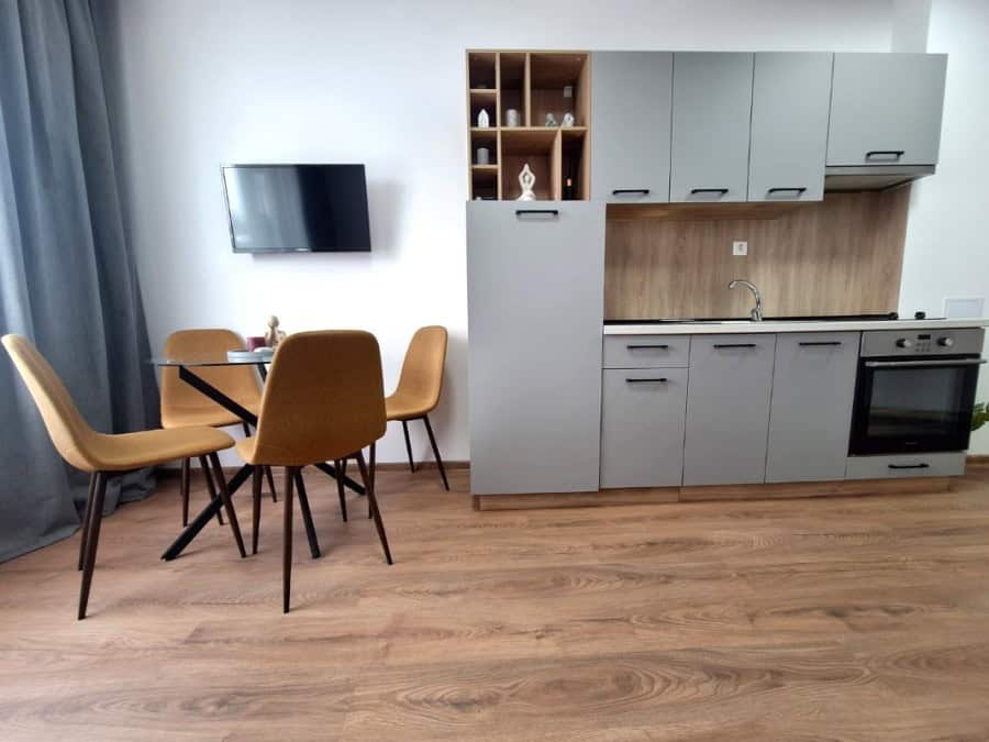 Modern 1-bedroom furnished apartment near Sunny Beach, 10 min to the sea.