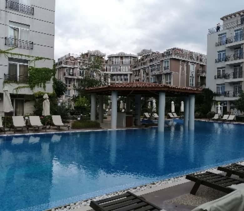 Beautiful 1-bedroom apartment with pool view in Dawn Park, Sunny Beach.