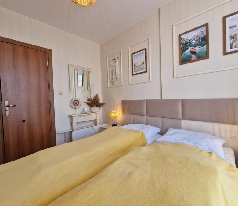 Comfortable 1-bedroom apartment in Dawn Park, Sunny Beach, with modern furnishings and 34 sq.m. of l.