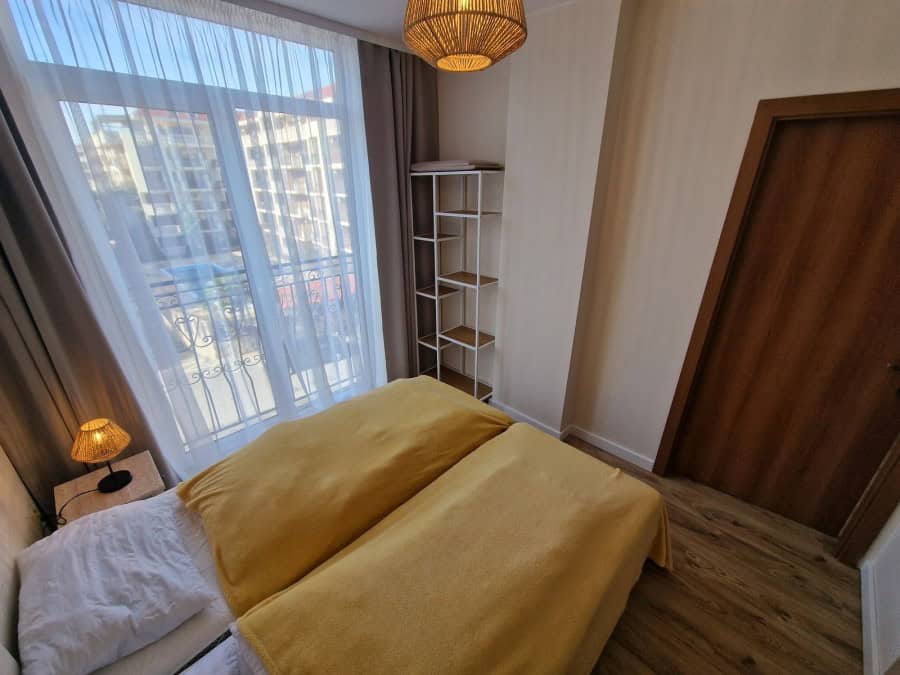 Bright 1-bedroom apartment with 34 sq.m. in Dawn Park, Sunny Beach. Modern furnishings and balcony v.
