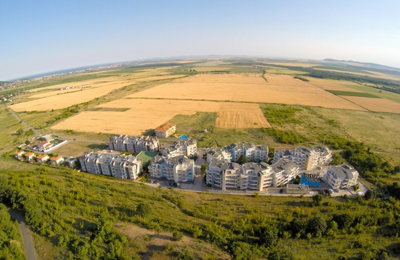 Apartment in Sunset Kosharitsa, ground floor, 46 sq.m., close to the beach.