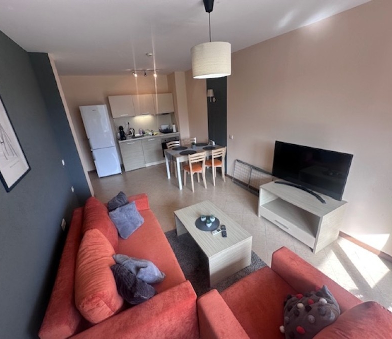 Spacious 67 sq.m. 1-bedroom apartment with sea views in Royal Sun, Sunny Beach, Bulgaria. Perfect fo.