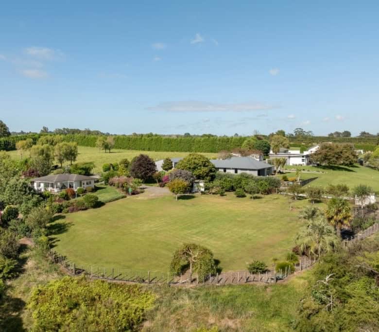 Beautiful cottage estate with lush gardens and spacious lawns in Tauranga, Bay of Plenty, New Zealan.