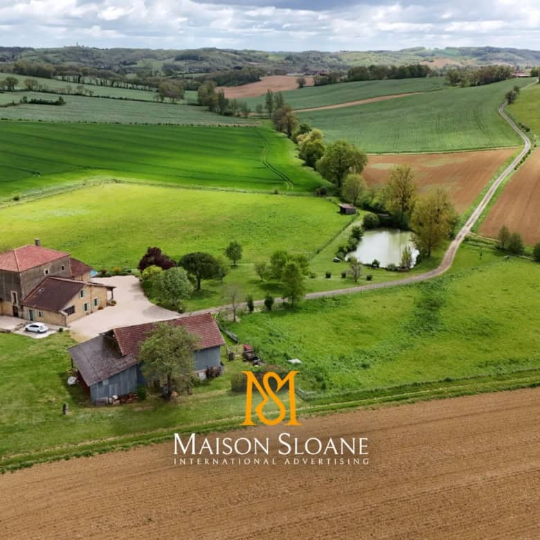 Equestrian property for sale in Castelnaud d'Angles, Occitanie, France, featuring lush green fields.