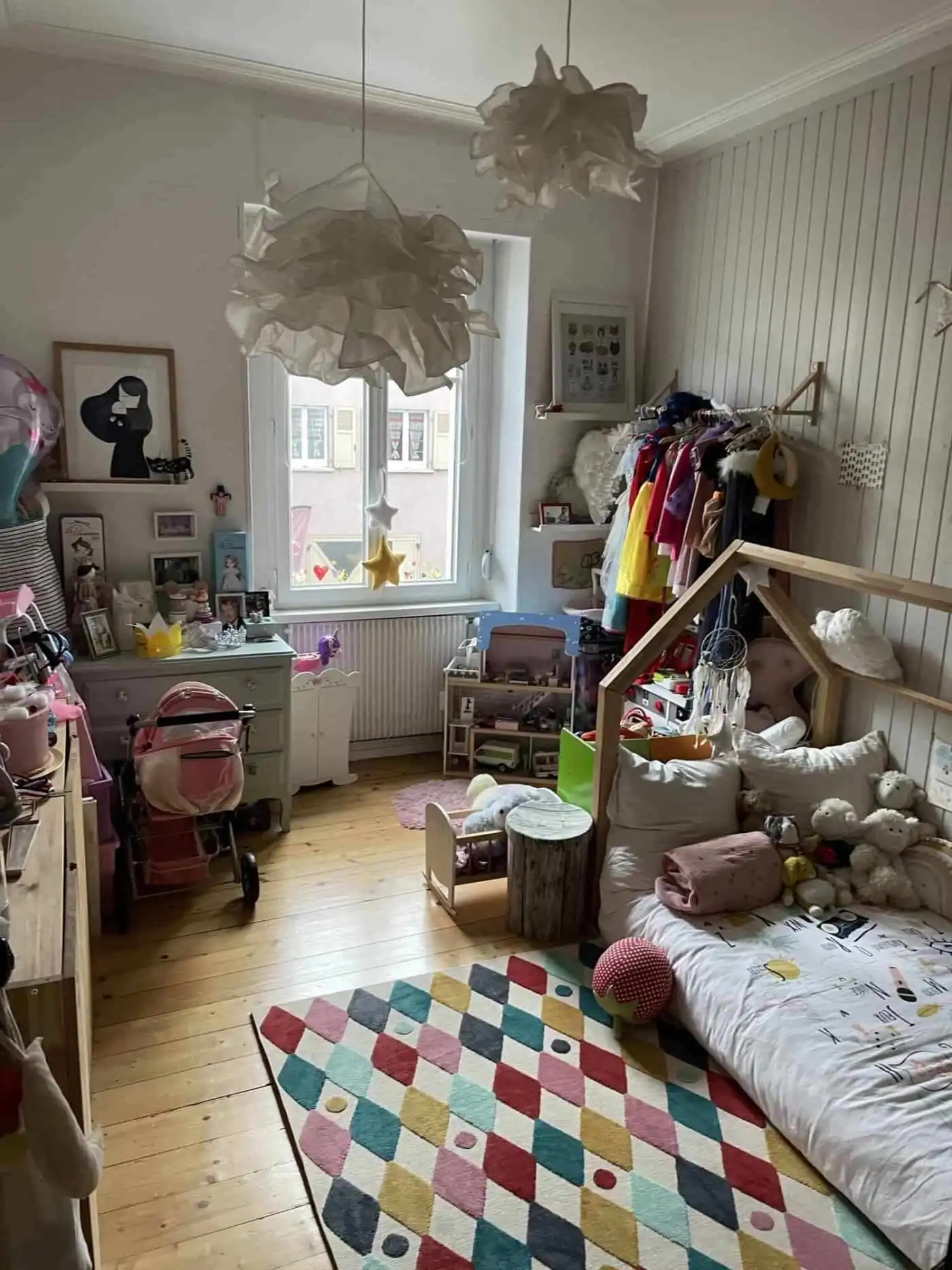 Cozy 3-Bedroom Apartment in Altkirch, France Bright interior of a charming 3-bedroom apartment in Altkirch, France, featuring playful decor and a.