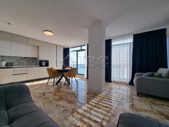 Seafront 1-bedroom apartment with panoramic sea views in Sveti Vlas, featuring a spacious living are.