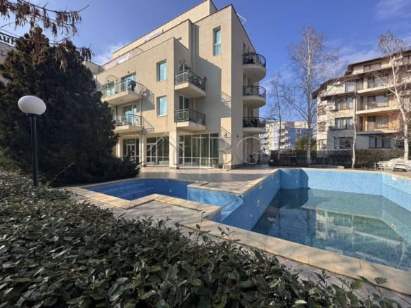 Apartment in Aurelia complex with pool in Sunny Beach, Bulgaria.