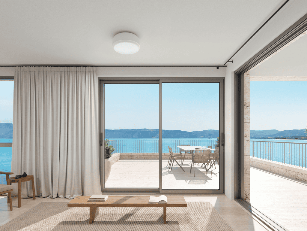 Crete waterfront apartment with sea views and balcony.
