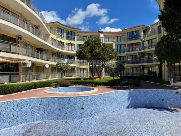 Apartment with 2 bedrooms in Akrotiria, Nessebar, close to Rich Beach, featuring a pool and modern a.