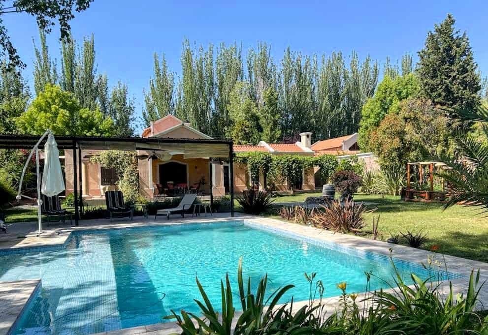 Luxury villa with private pool and lush garden. Luxury villa with private pool and lush garden.