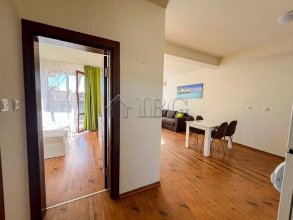 Apartment with pool and sea view in Panorama Bay 2, Sveti Vlas, 200 m from the sea.