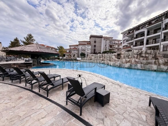 Modern 2-bedroom apartment with pool view at The Vineyards Resort, Aheloy.