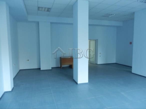 Large commercial space for rent on the ground floor in Ruse city. Ideal for retail or office use wit.