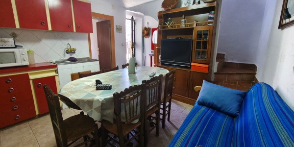 Charming village home in Cuenca, Jaen with cozy interior and traditional decor. Perfect for a peacef.