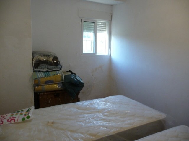 Charming village property in Huesa, Jaen with simple interior and natural light. Ideal for renovatio.