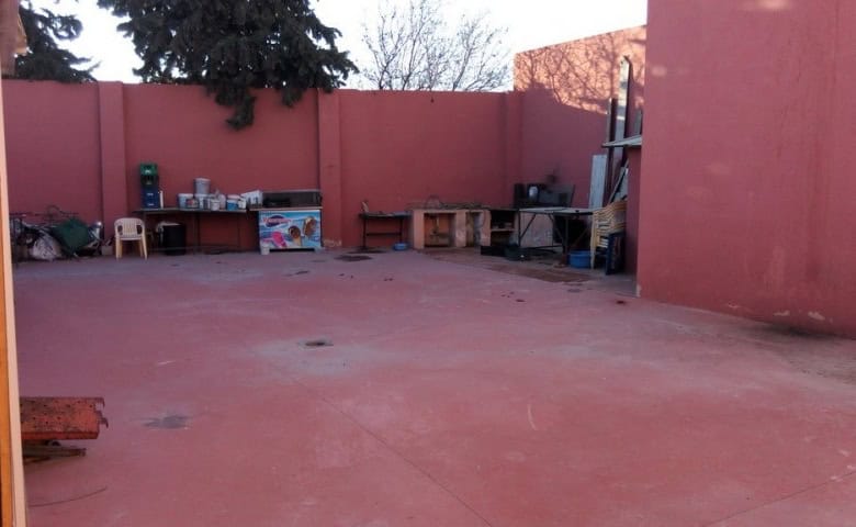 Commercial property for sale in Baza, Granada, with spacious outdoor area and potential for various.