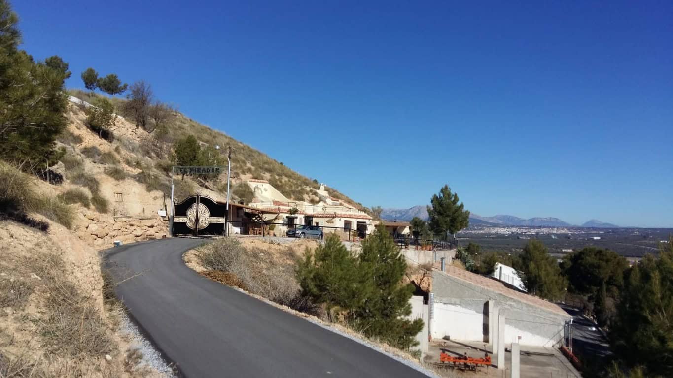 Cave house located in Fontanar, Jaen, with scenic mountain views and rural surroundings.