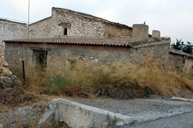 Traditional stone house in Hijate, Almeria, with rustic charm and potential for renovation.