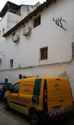 Charming town house in Quesada, Jaen with traditional architecture and modern amenities.