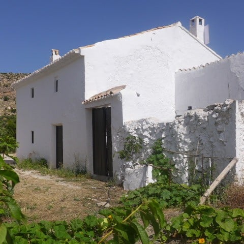 Traditional rural property in Castril, Granada, with whitewashed walls and rustic charm.