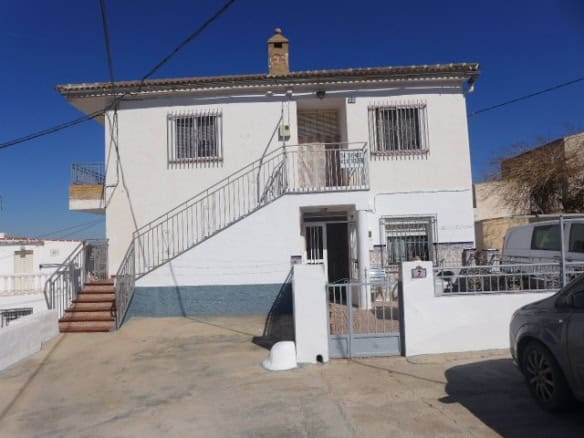 Bright apartment in Freila, Granada featuring a spacious balcony and modern amenities.