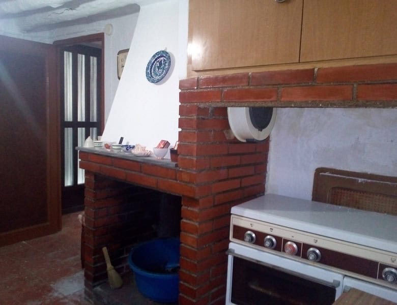 Charming village property with traditional features in Urracal, Almeria, ideal for a peaceful rural.