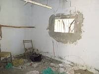 Ruined rural property in Sufli, Almeria with damaged walls and a small window.