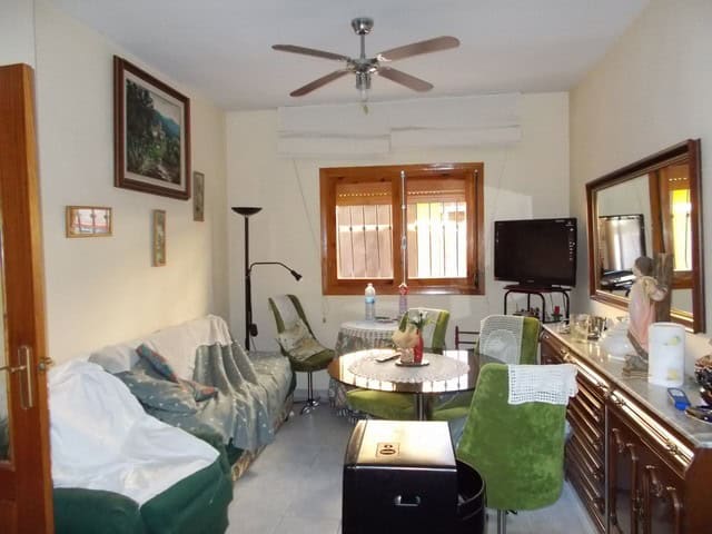 Village Property in Cela, Almeria with cozy living space and traditional decor. Perfect for a peacef.