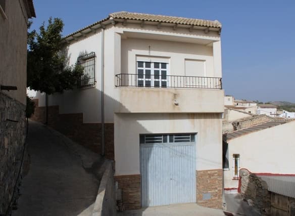 Charming village house in Lucar, Almeria with a balcony and garage. Perfect for those seeking authen.