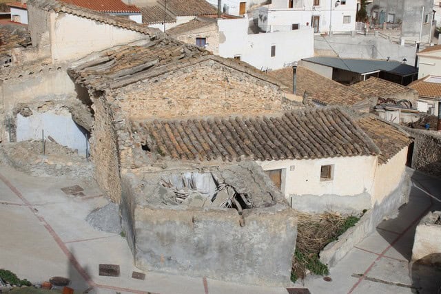 Village property for sale in Lucar, Almeria, with traditional rustic features and potential for reno.