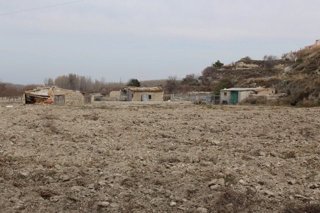 Rural property with land and small buildings in Caniles, Granada, Spain.