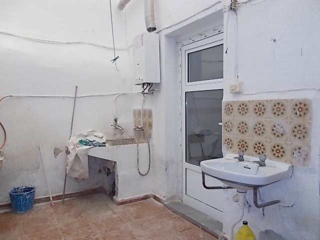 Charming rural property with outdoor utility area in Tijola, Almeria. Ideal for countryside living a.