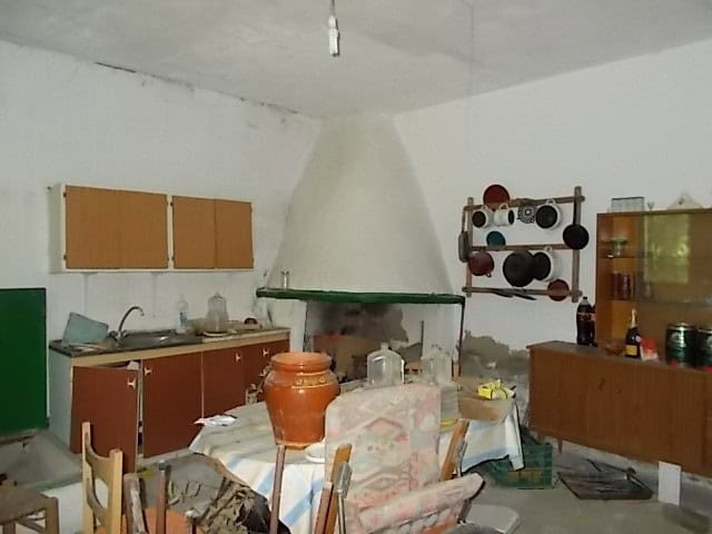 Charming rural property in Lucar, Almeria, featuring a cozy kitchen with traditional elements and ru.