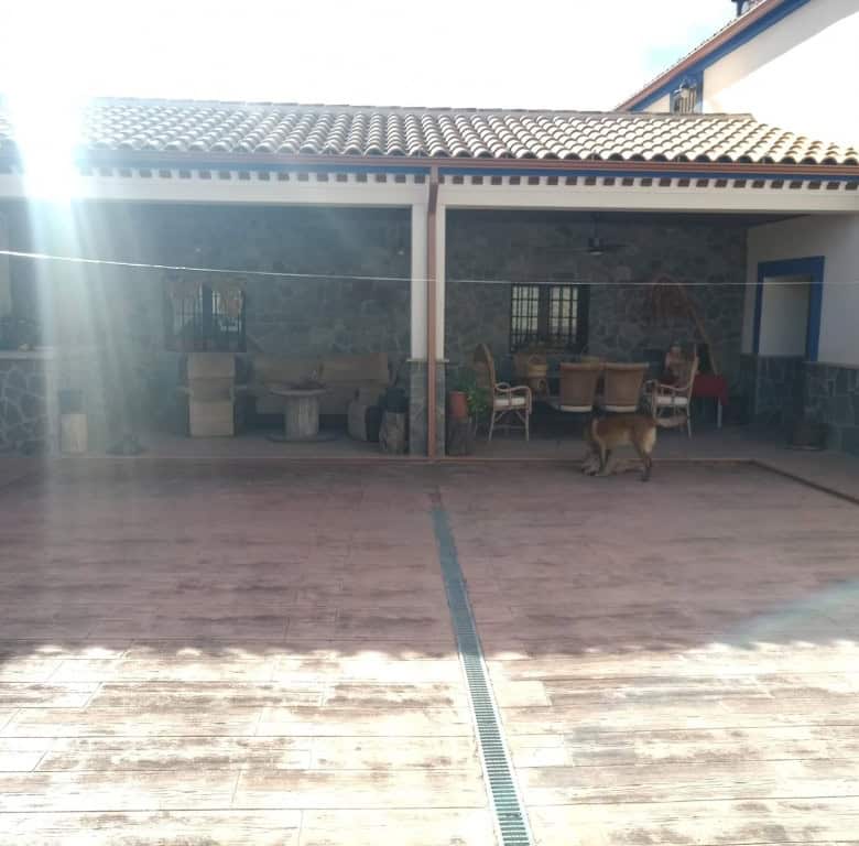 Commercial property for sale in Oria, Almeria with spacious outdoor area and traditional architectur.