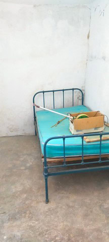 Rural property with simple bedroom in Benamaurel, Granada, ideal for renovation or investment.