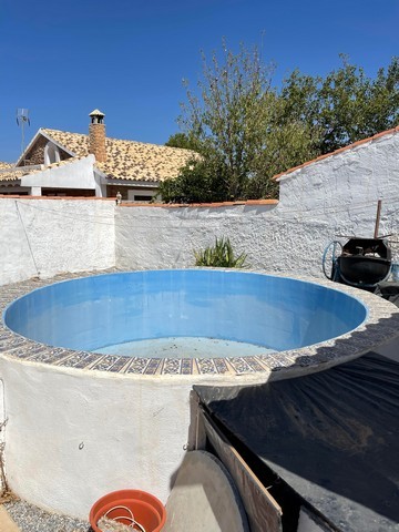 Charming village property with a private pool in Gor, Granada, ideal for relaxing holidays or year-r.