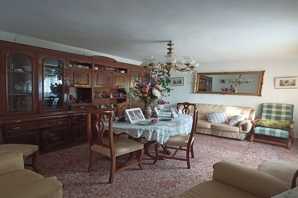 Traditional rural living room in Don Pedro, Jaen with classic furniture and cozy atmosphere.