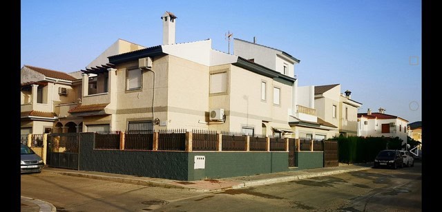 Town House in Fines, Almeria with modern design and spacious outdoor area.