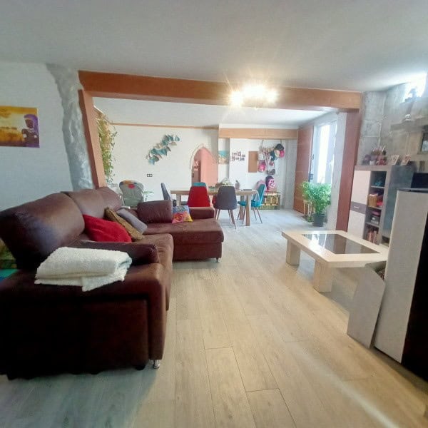 Bright living room in a village property in Fontanar, Jaen, with comfortable seating and modern deco.